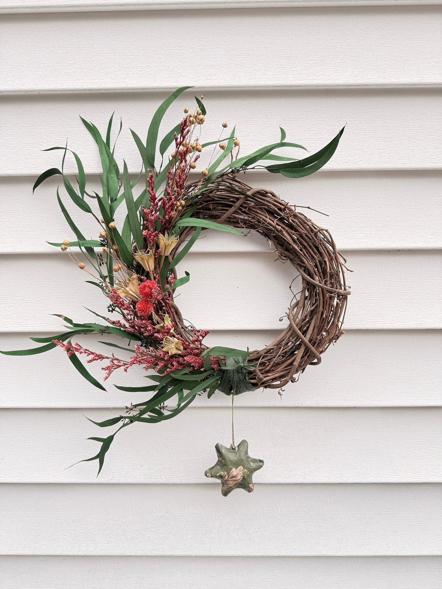 The Cassiopeia Wreath - Dried and preserved flowers wreath - Holiday wall decor