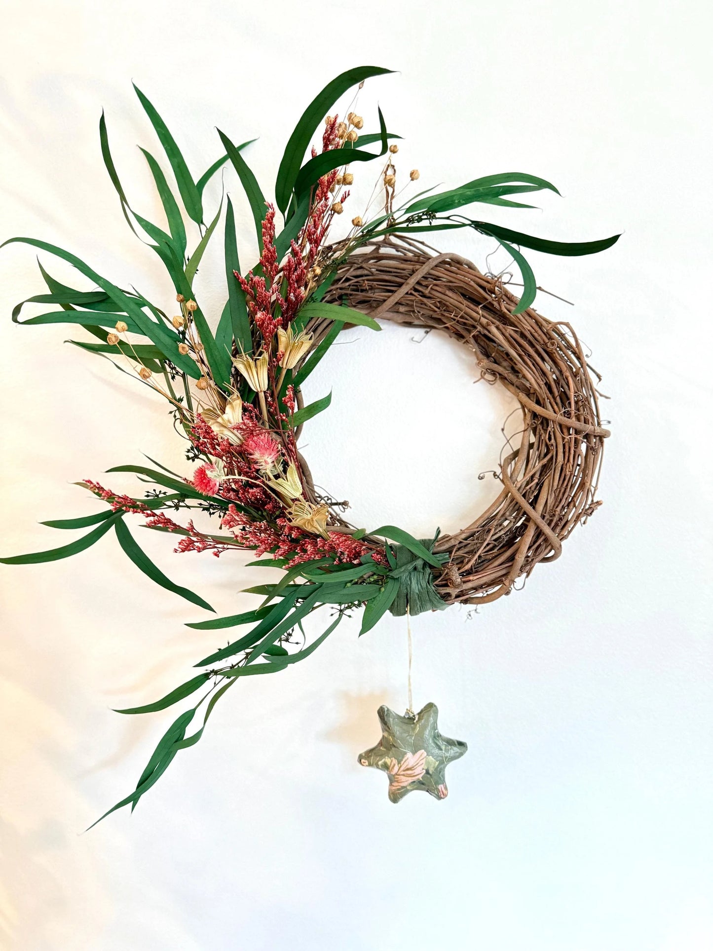 The Cassiopeia Wreath - Dried and preserved flowers wreath - Holiday wall decor