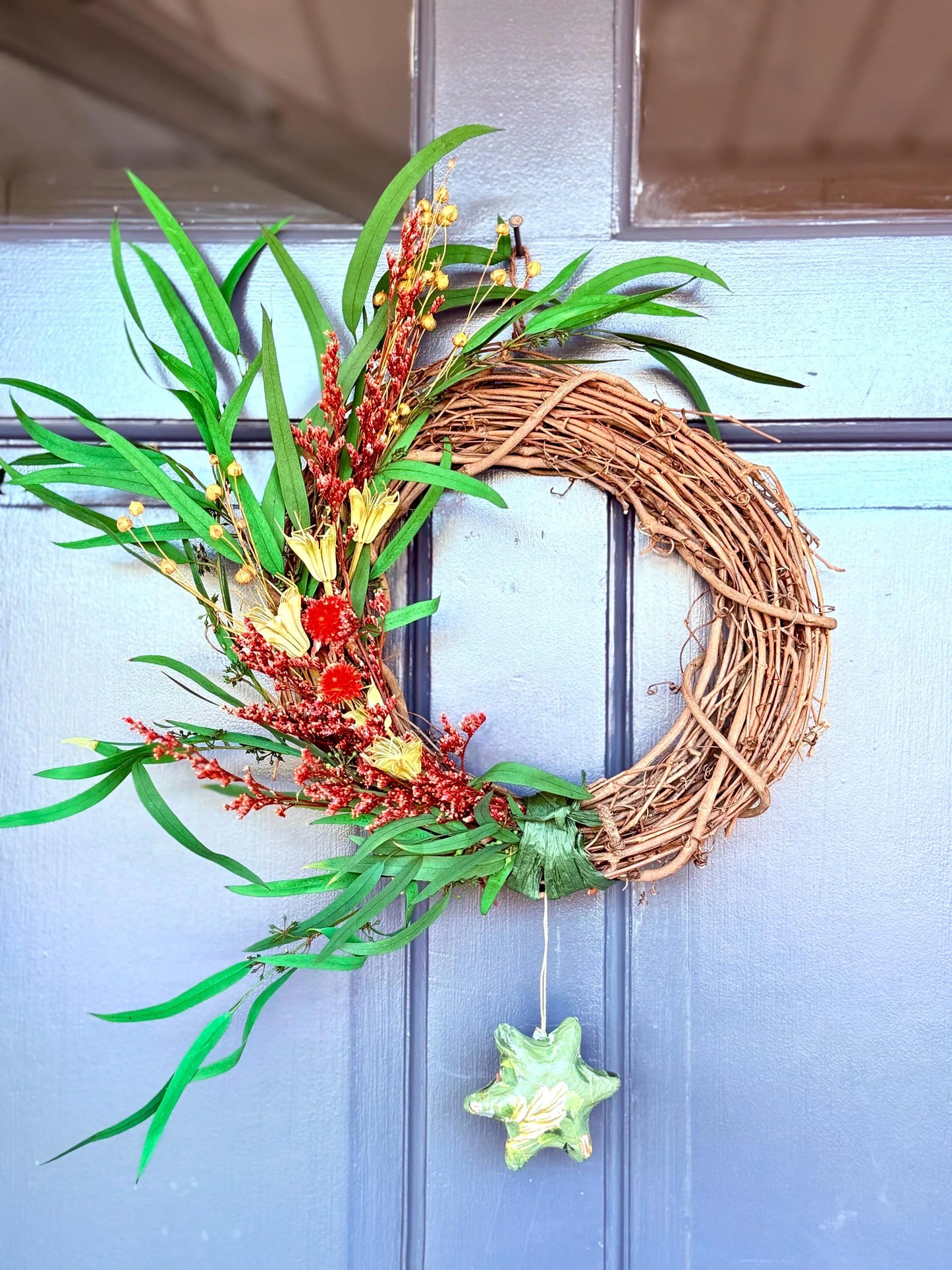 The Cassiopeia Wreath - Dried and preserved flowers wreath - Holiday wall decor