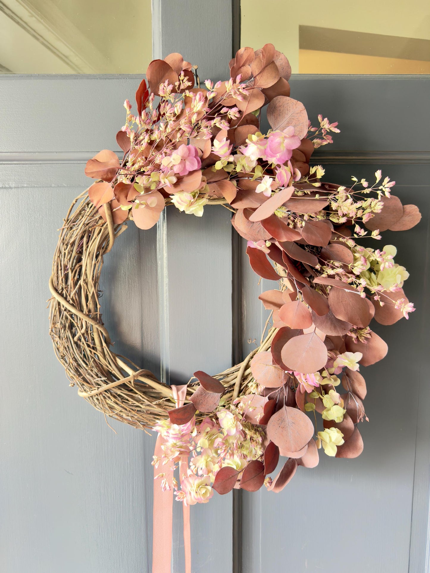 The Kent Beauty Wreath - Dried and preserved flowers wreath - Floral botanical wall art