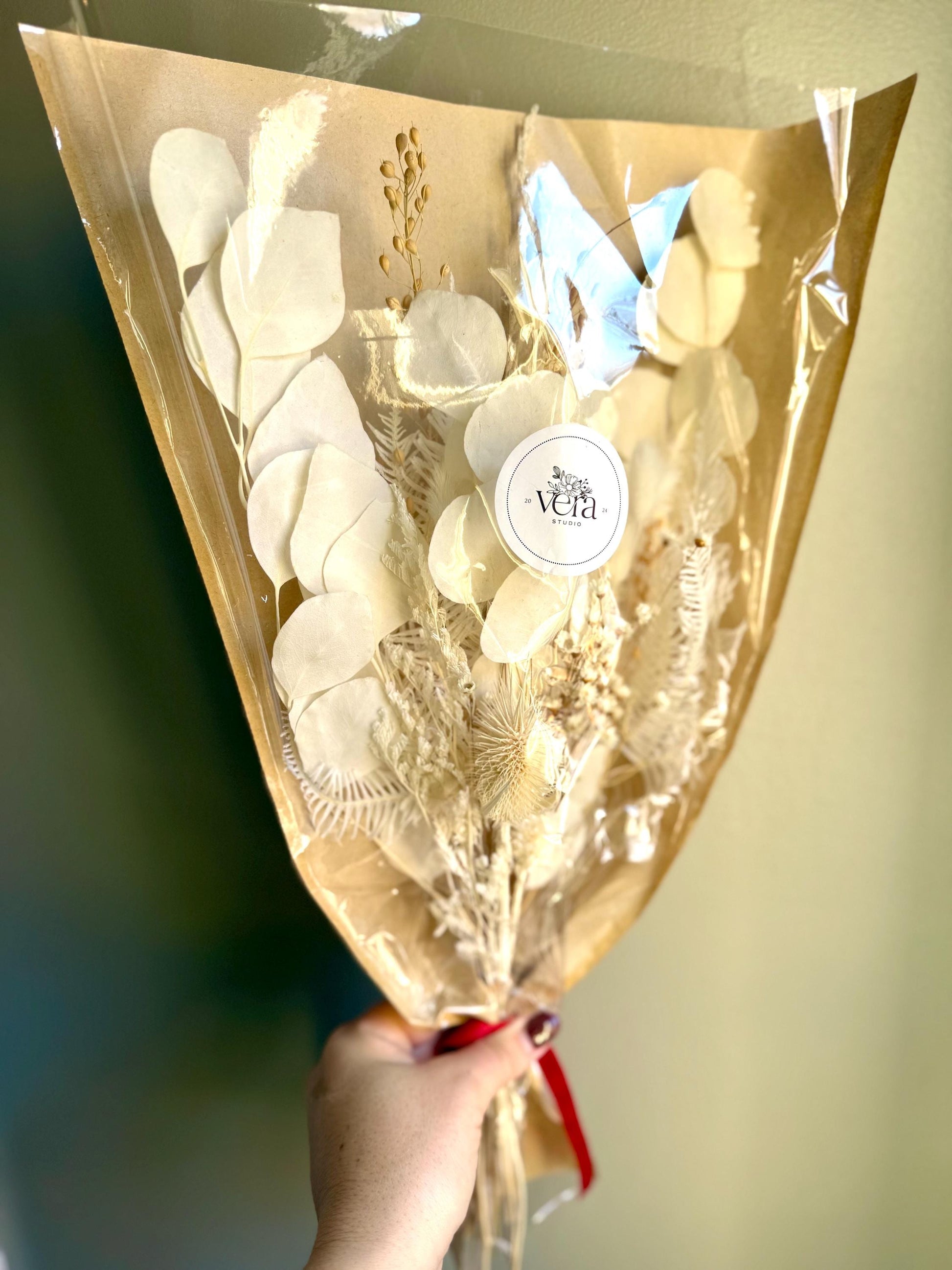 Dried Flower Bouquet "The Snowfall": eucalyptus, bunny tails, ferns, thistle