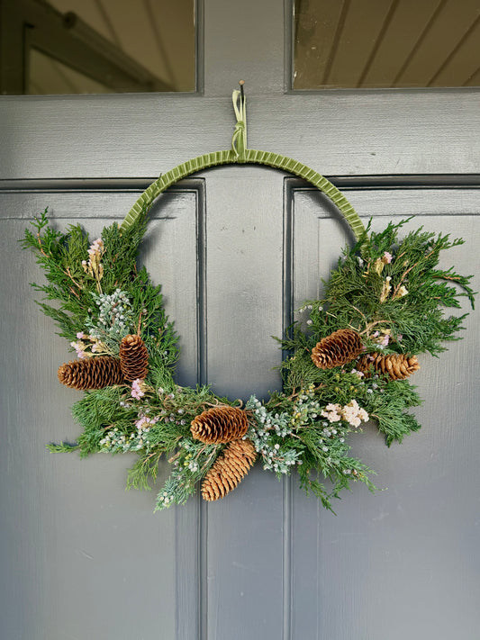 The Winter Whispers - Dried and preserved flowers wreath - Holiday wall decor